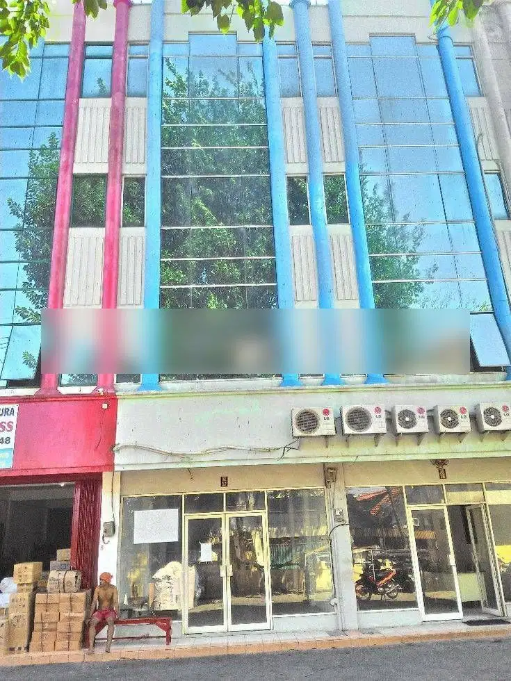 Ruko di Pengampon Square, dekat dengan Pasar Atom, Surabaya Utara