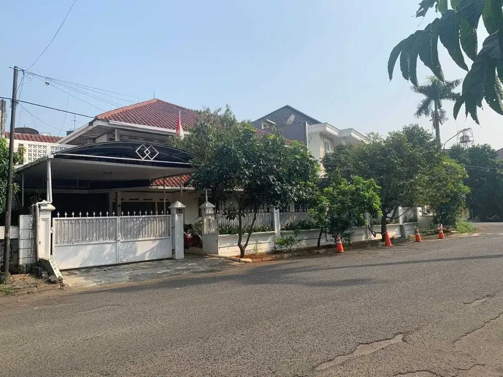 TURUN HARGA FOR SALE RUMAH (Siap Huni) DI VILLA DELIMA LEBAK BULUS JAK