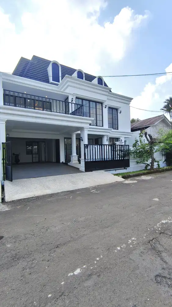 Rumah Ekslusif Bergaya Klasik Modern Bintaro Jaya Sektor 9, 10621
