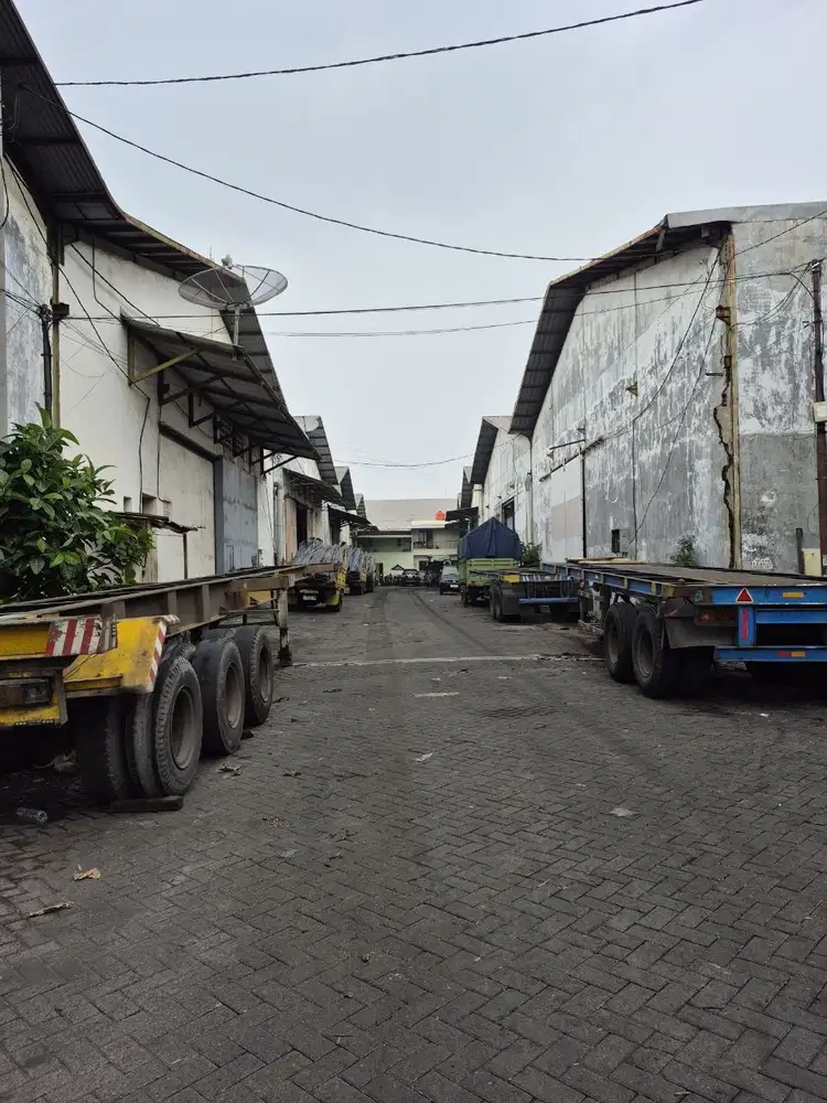 Jual Gudang Margomulyo Indah Bebas banjir