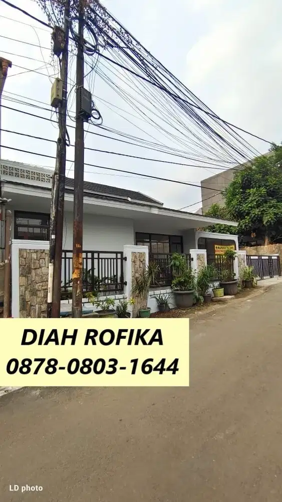 Rumah Terawat 2 Lantai Siap Huni di Cilandak Jakarta Selatan DR-11130
