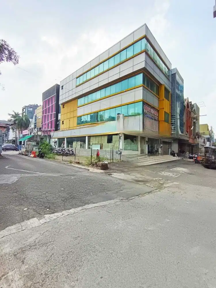 Dijual  Ruko Hook Harga NJOP - Kelapa Gading Jakut