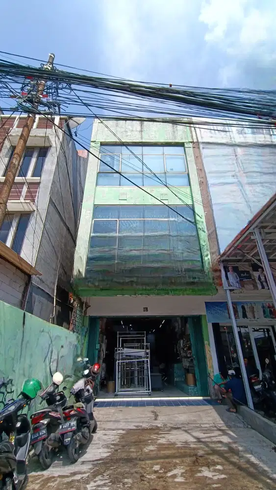 Ruko Gandeng 2 Unit Depan Belakang Jalan Raya Serpong Hadap Jalan Raya