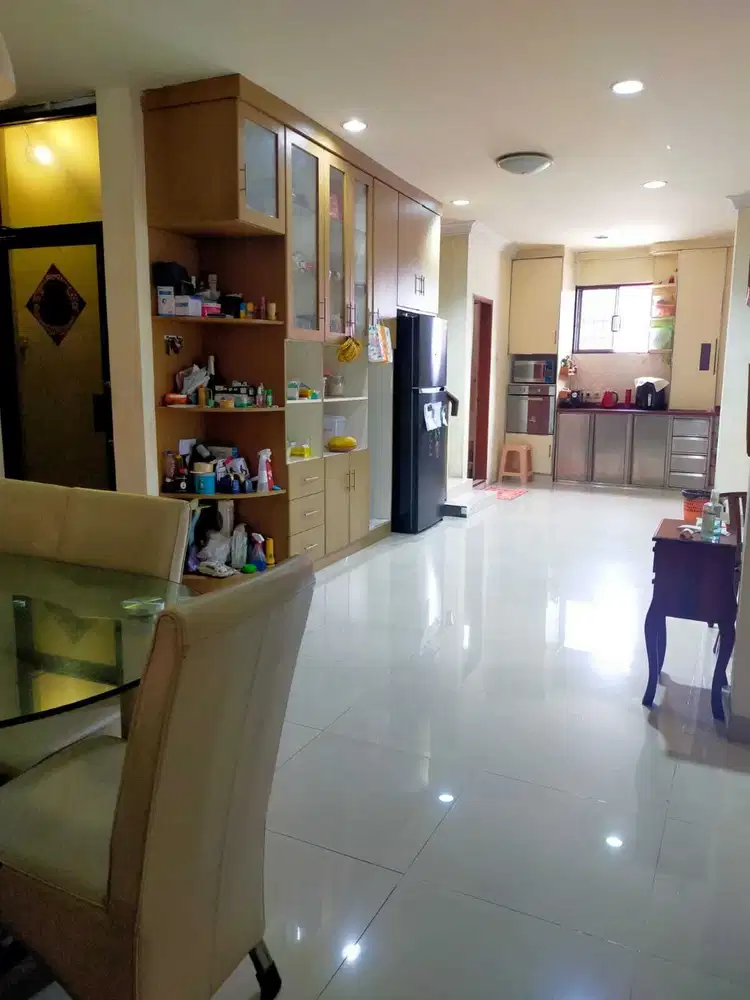Dijual dan Sewa Ruko Gandeng 5 Roxy Jakarta Pusat