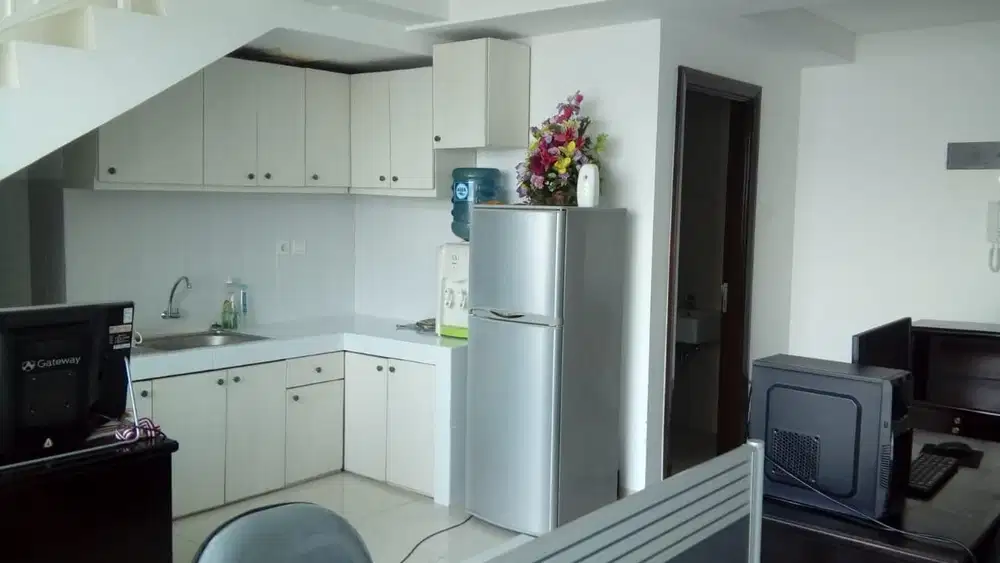 Disewakan Office Neo Soho Type Avenue Furnished Kantor