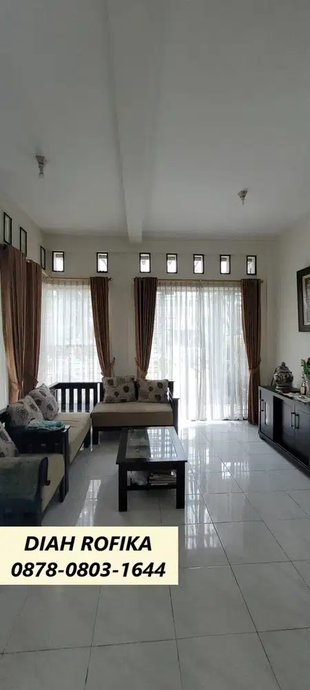 Rumah Homey Selangkah ke Masjid di Emerald Terrace Bintaro GB-10225