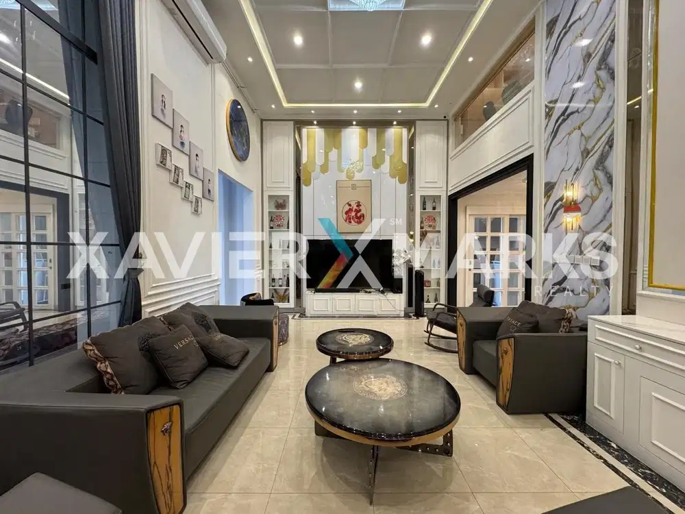 LAVON DAISAN 3.5 LANTAI FULL RENOVASI RUMAH MEWAH DEPAN DANAU