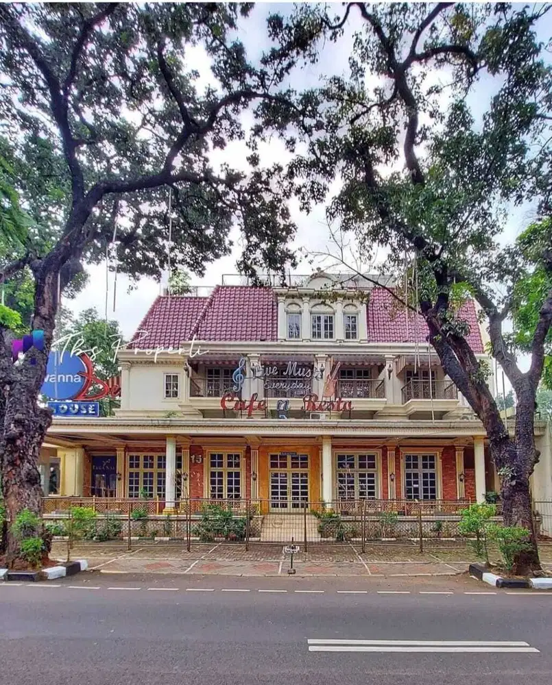 DIJUAL GEDUNG KOMERSIAL DI JL. KRAMAT PELA KEBAYORAN BARU JAKARTA SELA