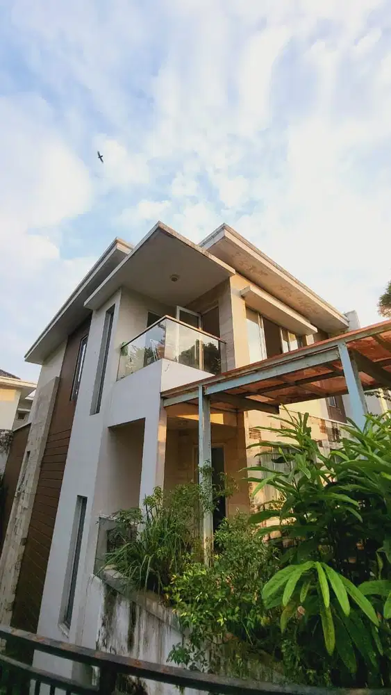 Rumah Asri Nyaman Tegap Gempita Serta Nyaman Di Lebak Bulus