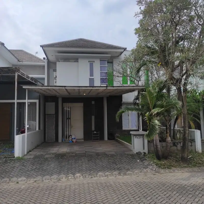 rumah royal residence dekat citraland,wiyung,pakuwon indah
