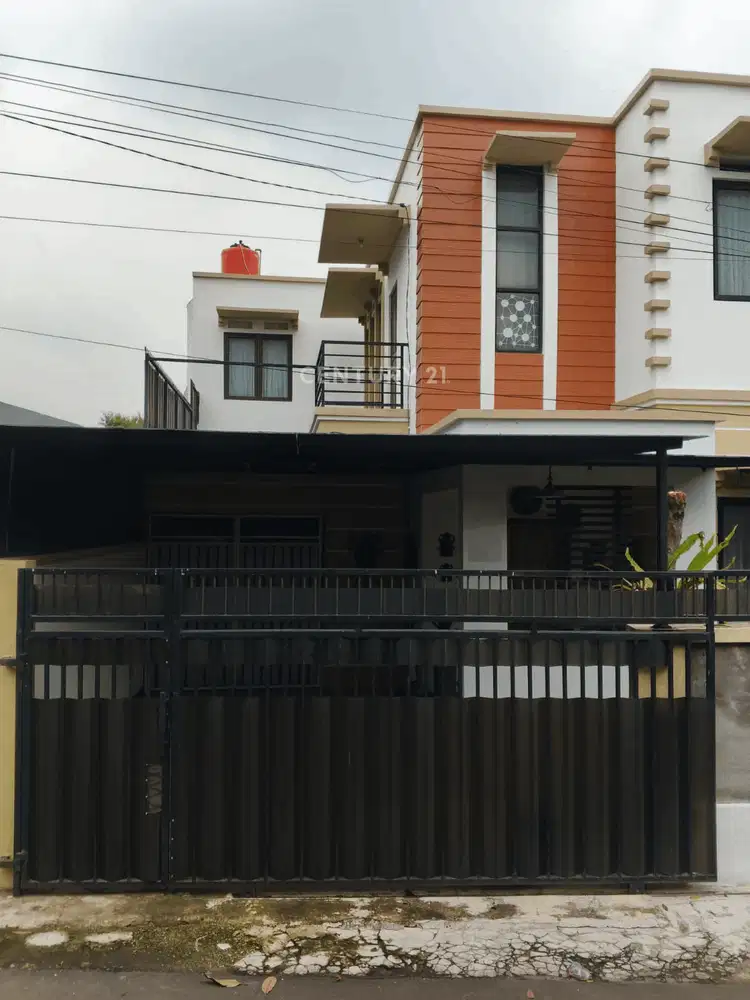 Rumah Cantik Modern 2 Lantai Siap Huni Dekat Bintaro Gb16765