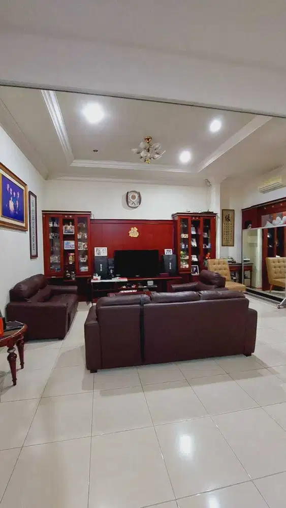 Rumah citrland cluster golf dekat pakuwon indah graha family wiyung