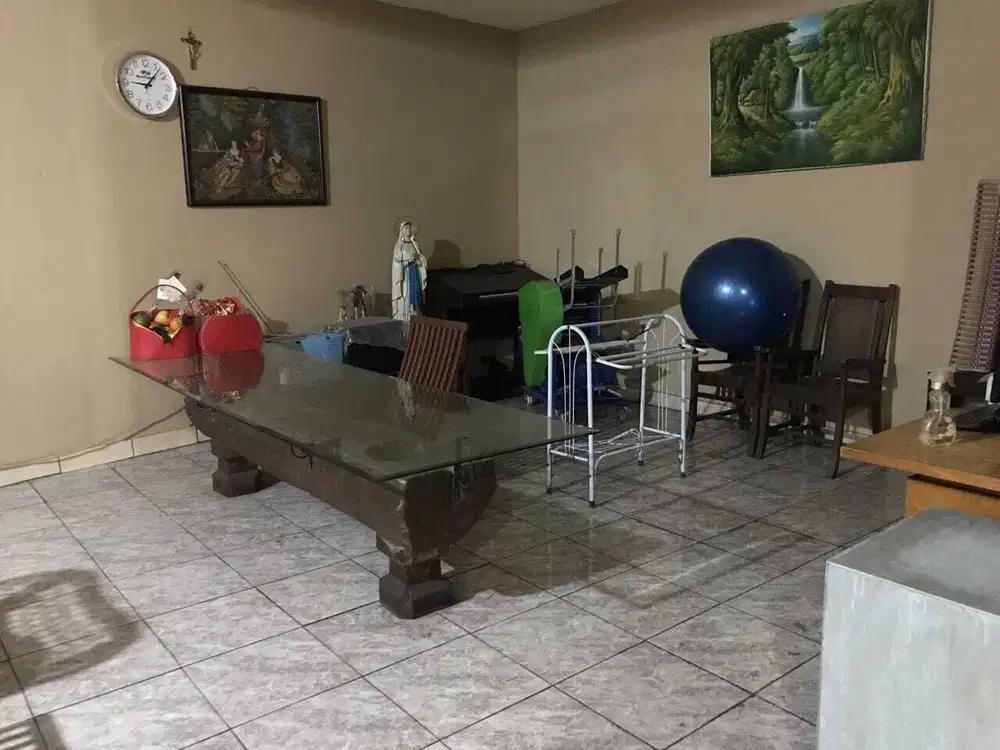 Dijual Rumah Tinggal 2 Lantai Semi Furnished Siap Huni Kemayoran