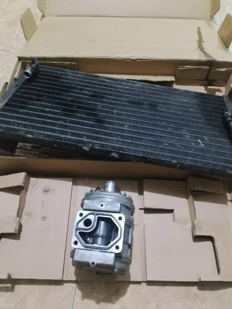 Compressor dan Condensor kijang super