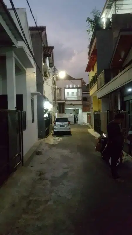 Rumah dalam Komlpek di Pasar Minggu Jakarta Selatan