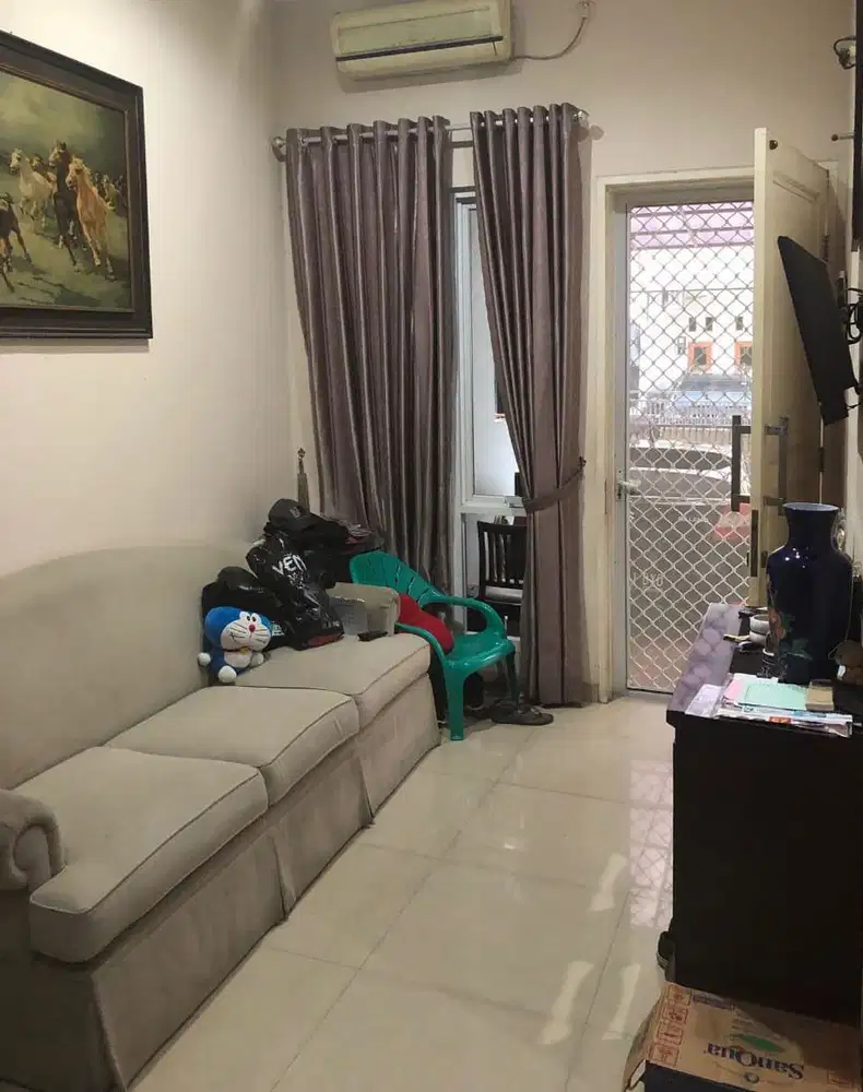 Rumah 4+1 KT Hadap Timur di Gading Griya Pratama – Hanya 2M-an