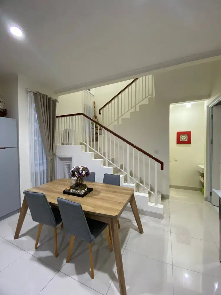 RUMAH SIAP HUNI VIVACIA EMINENT BSD BEBAS BANJIR DEKAT AEON MALL