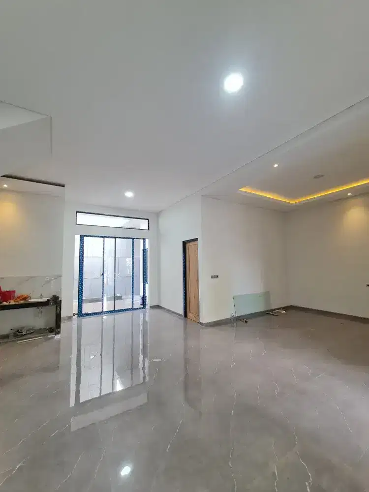 Rumah Baru Lebar 10 Manyar Kertoadi Selangkah Dari Raya Merr Row 3 Mbl