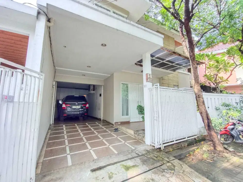 RUMAH LUAS & SIAP HUNI di BINTARO SEKTOR 5