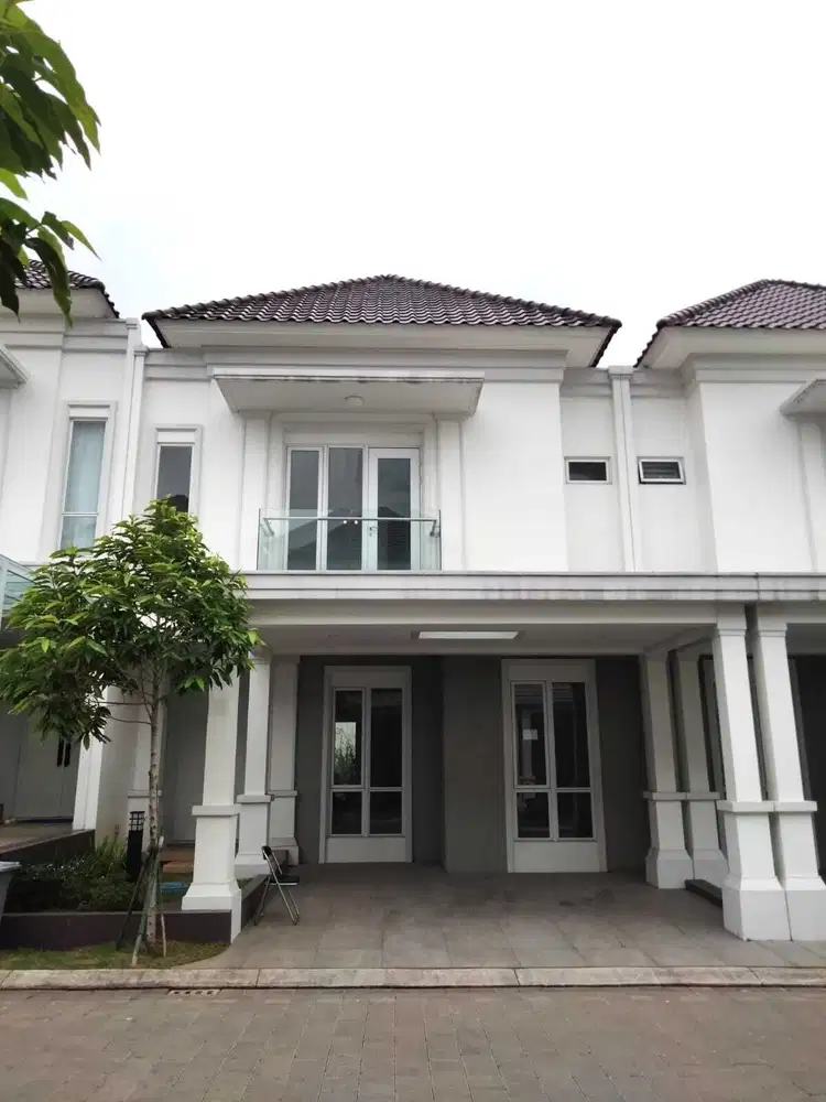 BELUM PERNAH HUNI RUMAH PASADENA GADING SERPONG