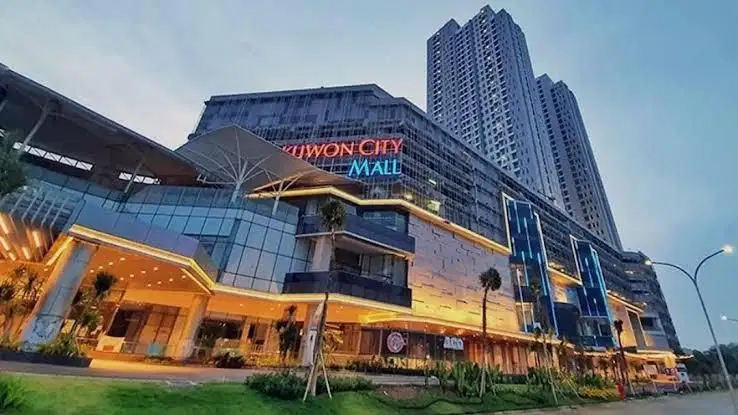 Murahh banget , Disewakan Apartemen amor Pakuwon City Surabaya Timur