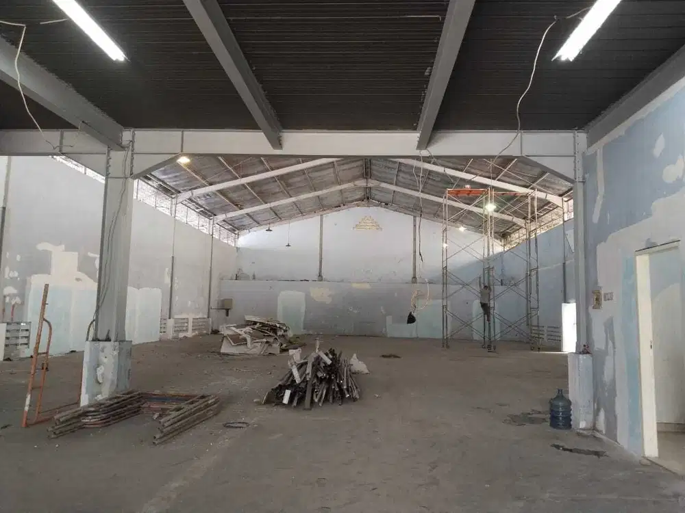 SIAP PAKAI GUDANG KAWASAN KOMPLEK GUDANG MULTIGUNA SERPONG DEKAT ALSUT