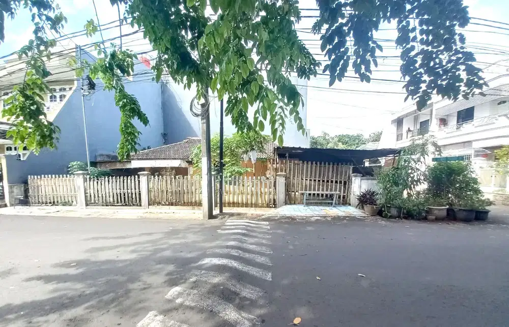 Dijual Rumah Tua Luas 226m2 Sunter Agung Jakarta Utara