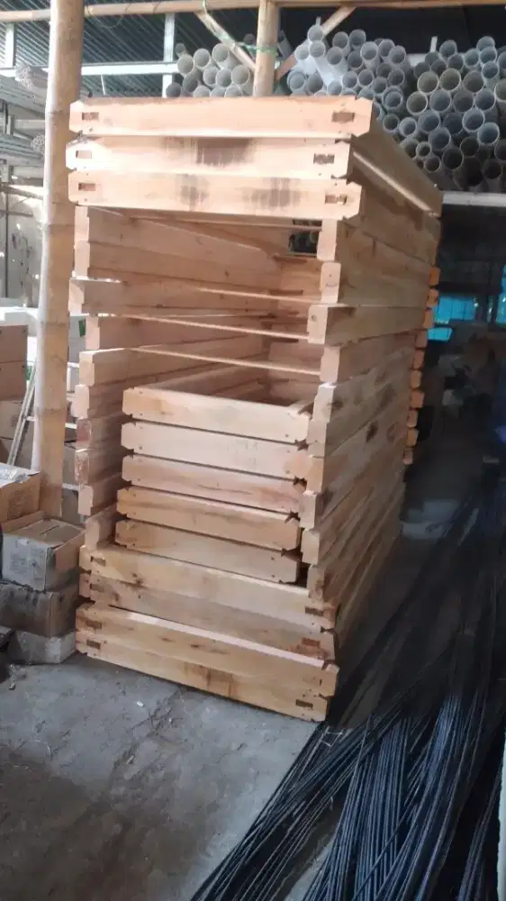 Kusen pintu dan jendela