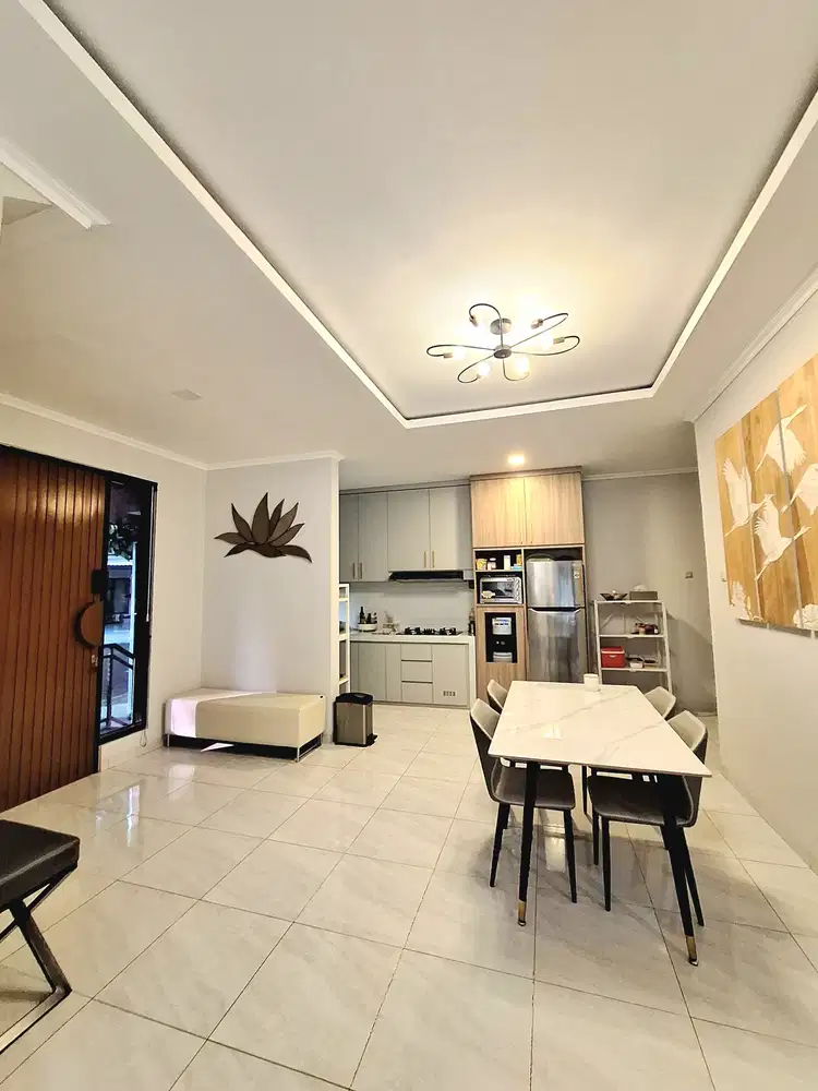 Rumah Fully Furnished IKEA Hoek Depan Fasum di Emerald Bintaro fm15887