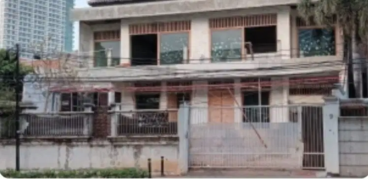 Disewakan  Rumah Untuk Usaha/Kantor di Kyai Maja Keb Baru Jak Sel