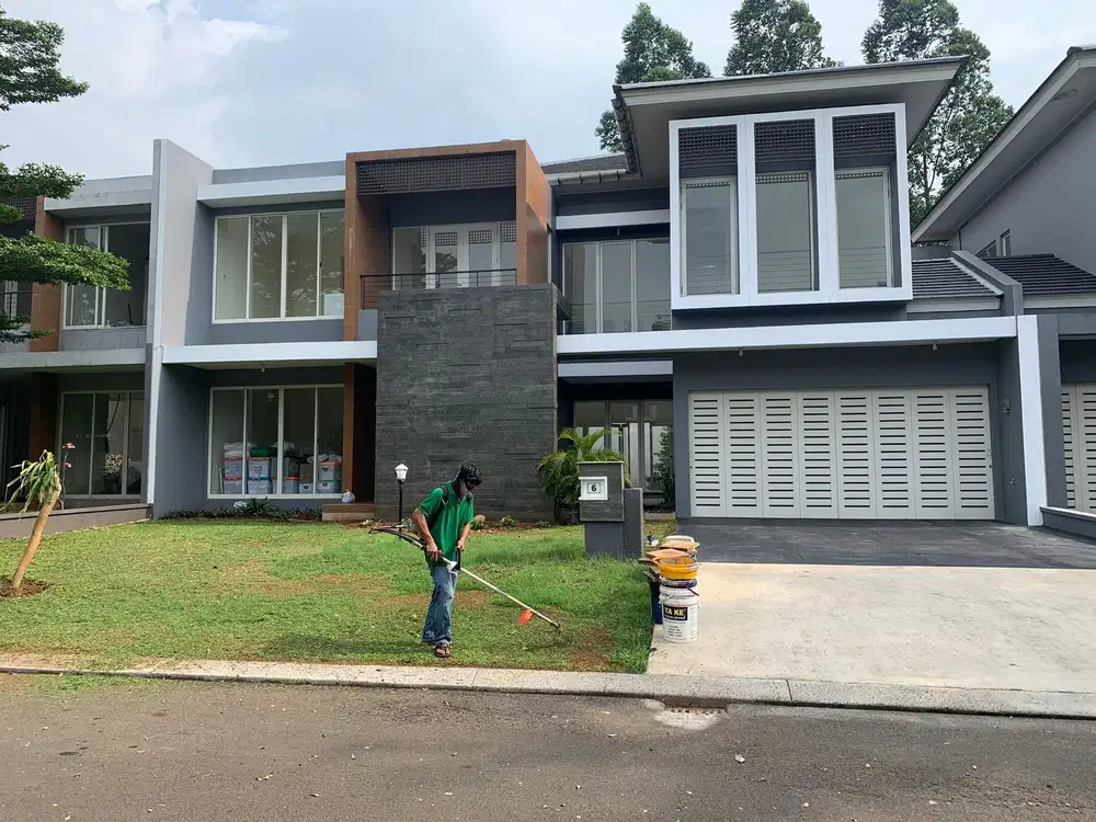 Rumah Besar Sutra Orlanda Alam Sutra