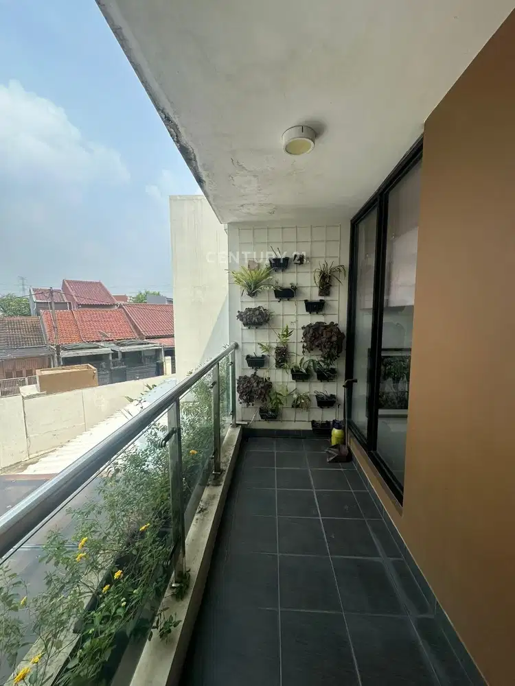 Dijual Rumah 2 Lantai Siap Huni Di Dekat Bintaro TD 16397