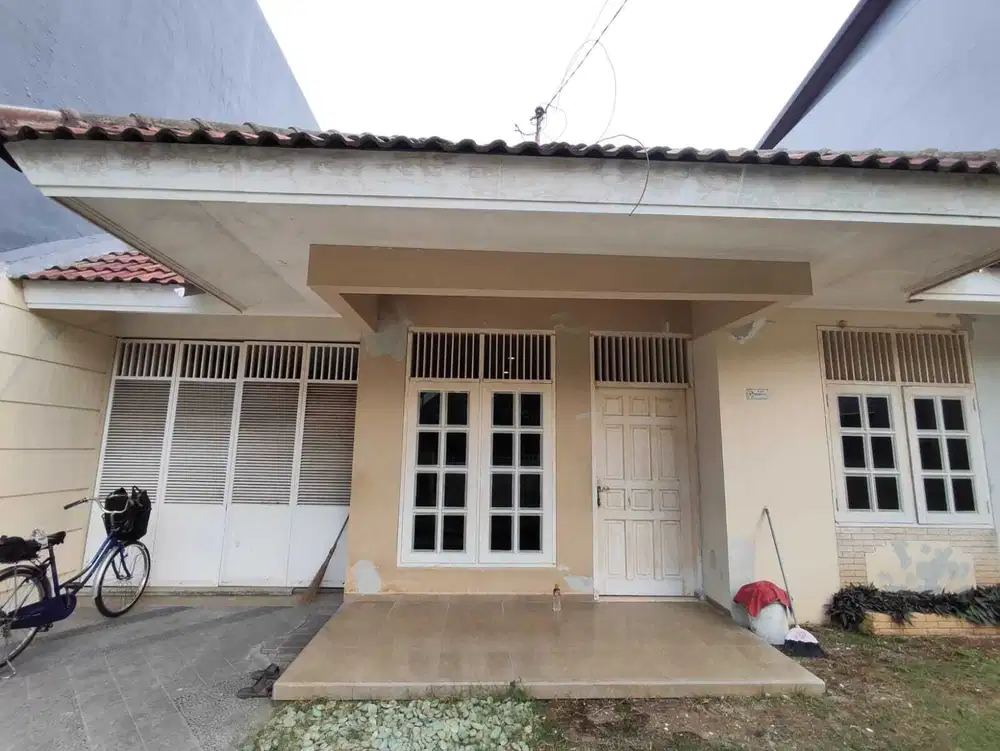 Rumah satu lantai Sutorejo Prima Utara
