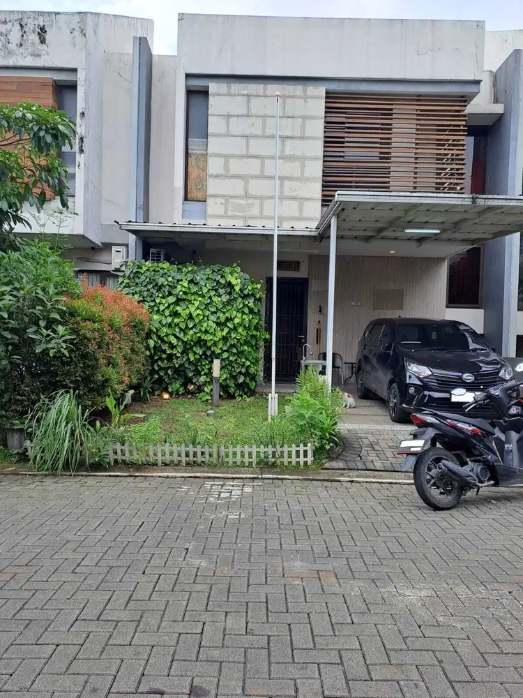 Rumah semi Furnished Prestigia The Eminent BSD CITY