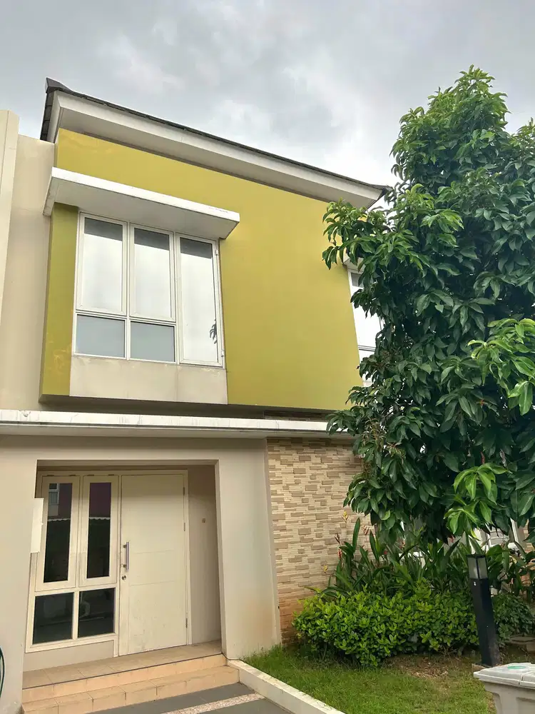 Rumah cluster Thomson Scientia Gading Serpong, Dekat Boulevard