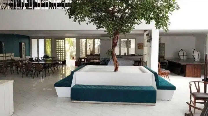 Tempat usaha Ex Resto di Jalan Raya Jemursari Cocok untuk klinik, cafe