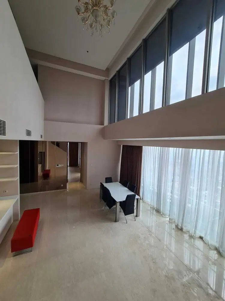PENTHOUSE SAUMATA ALAM SUTERA  LANTAI ATAS DENGAN VIEW CANTIK