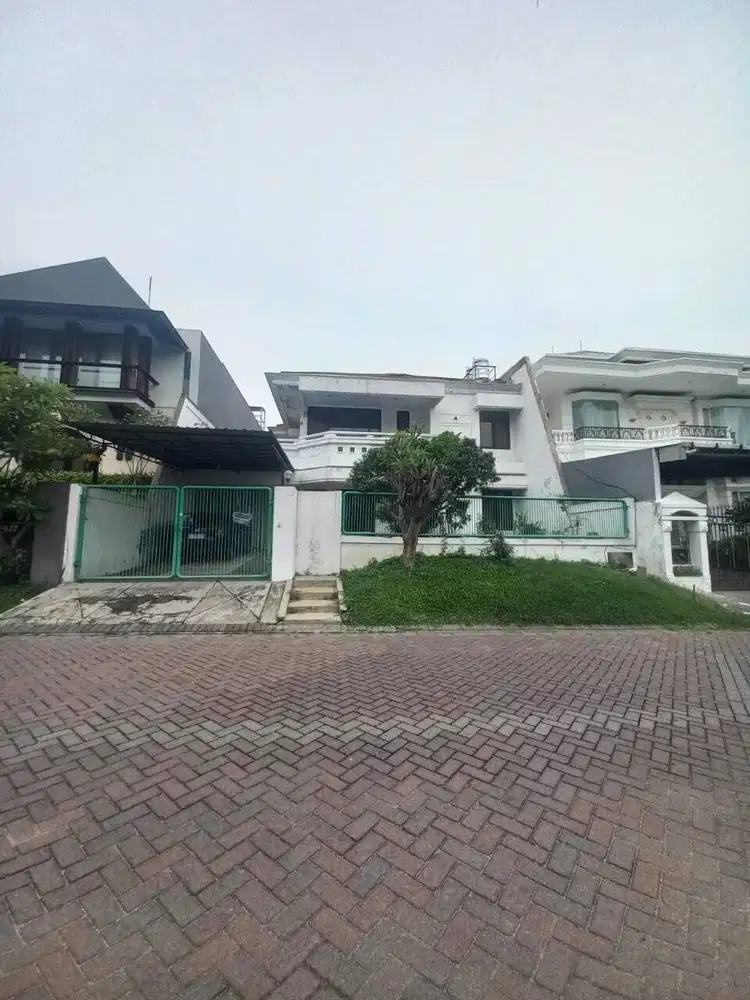 Rumah Graha Family, Bagus, Lebar 14, Harga Termurah, Strategis