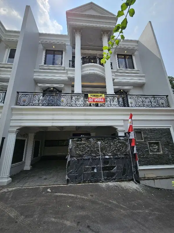 Di Jual Rumah 3 Lt di Kebagusan Readi di Pasar Minggu Jaksel
