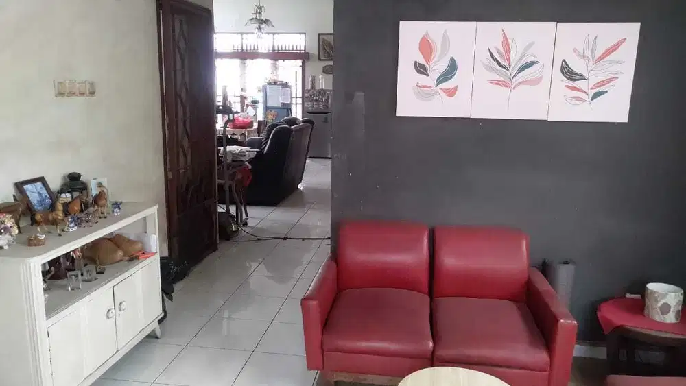 Dijual Rumah 2 Lantai Lokasi Strategis Guntur, Kuningan – Jaksel