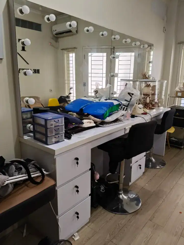 Meja Salon Bar 2 bangku