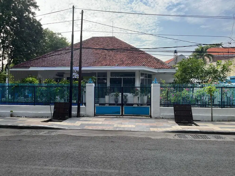 LJM 0024 Dijual Rumah Area Komersial Jaksa Agung Suprapto Surabaya
