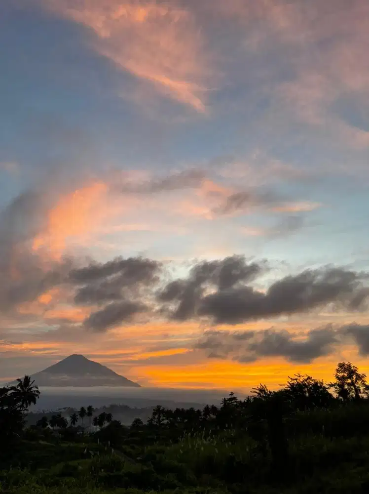 Dijual sangat murah tanah didataran tinggi view laut & Gn Dua Sidara