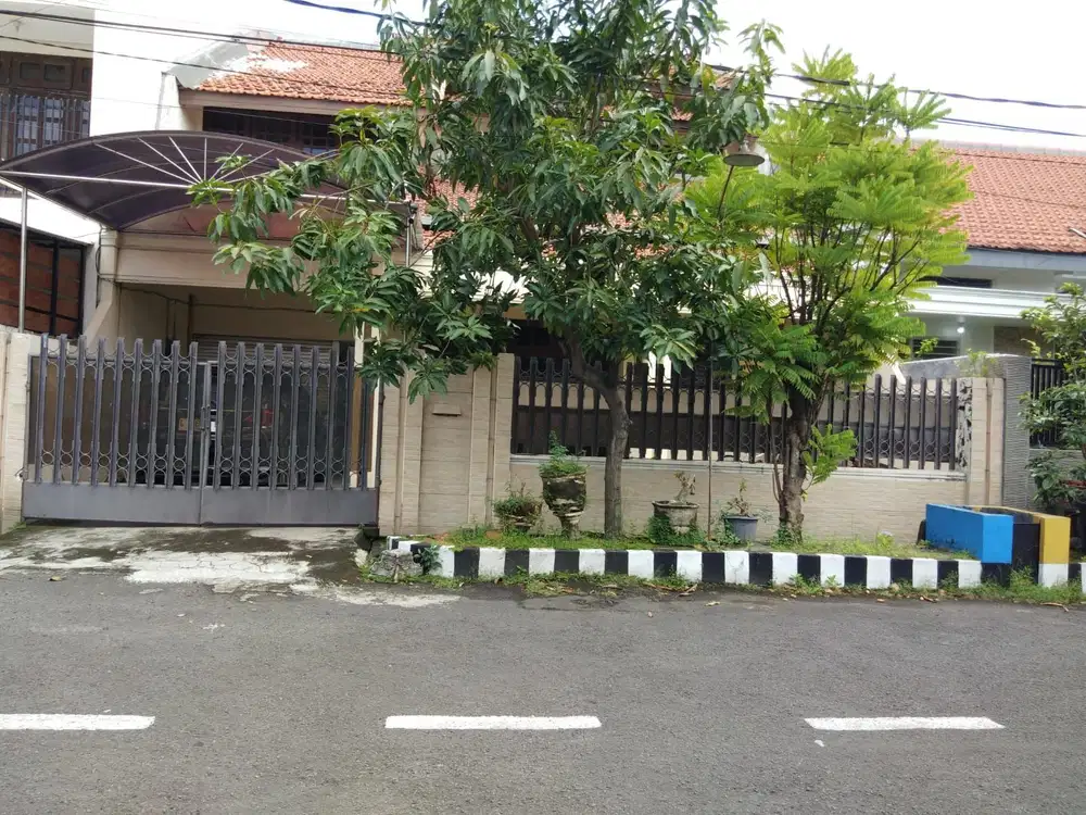 *Dijual Rumah Rungkut Asri Barat, Surabaya Timur*