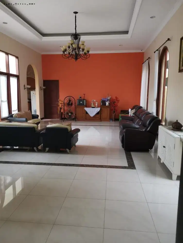 RUMAH PAKUWON CITY , Strategis