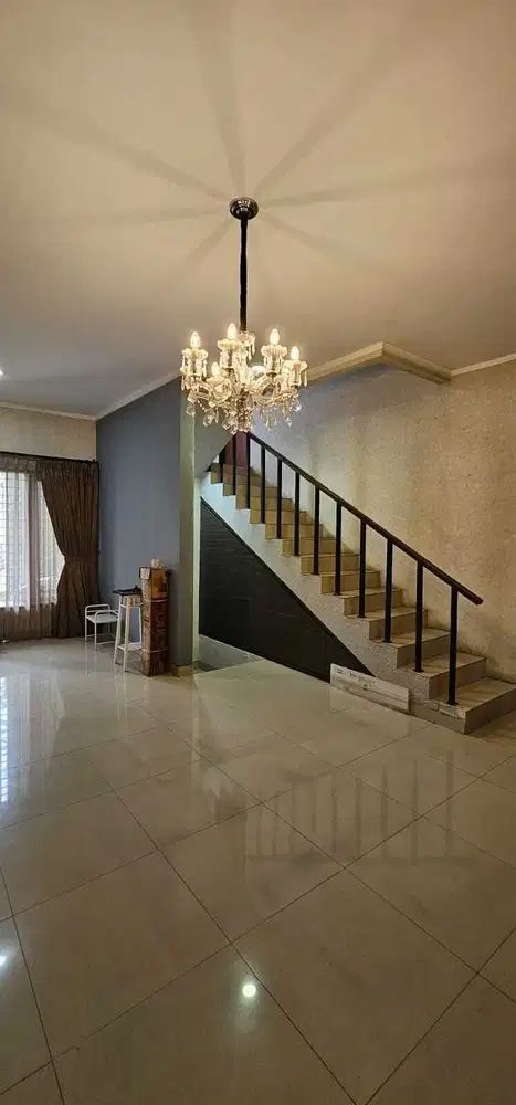 Rumah Cluster Premier Park 2 Modernland Tangerang Free AC Kitchen set