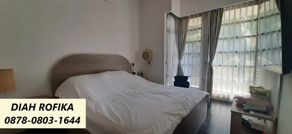 Rumah Modern Akses Dekat Masjid di Emerald Residence Bintaro AR-10585