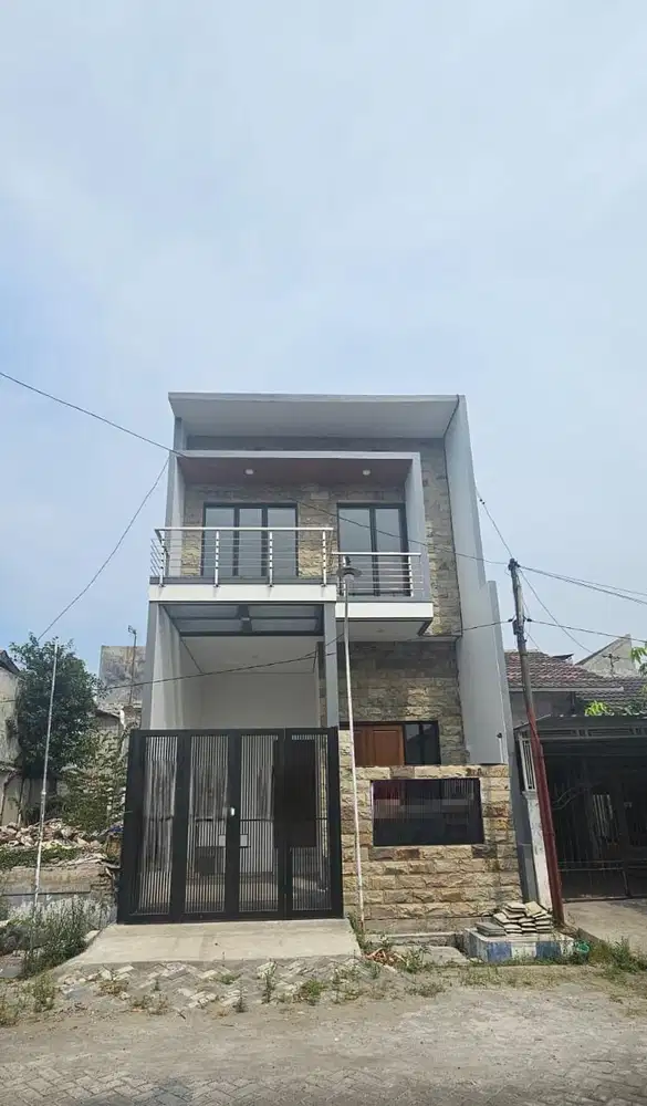 Dijual Rumah Pucang Indah Sidoarjo Strategis