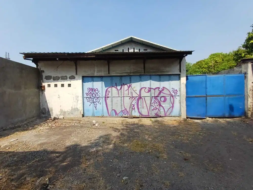 GUDANG MURAH DI SARIROGO SIDOARJO LOKASI STRATEGIS SIAP PAKAI