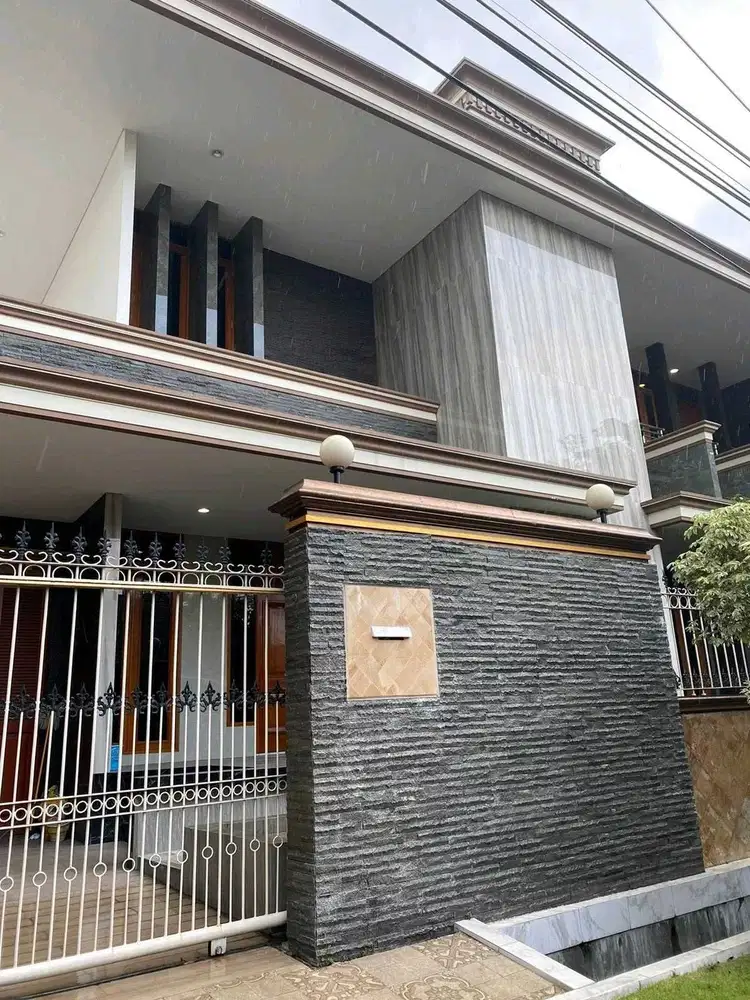DIJUAL RUMAH GAYUNGSARI BARAT SURABAYA RON.A391